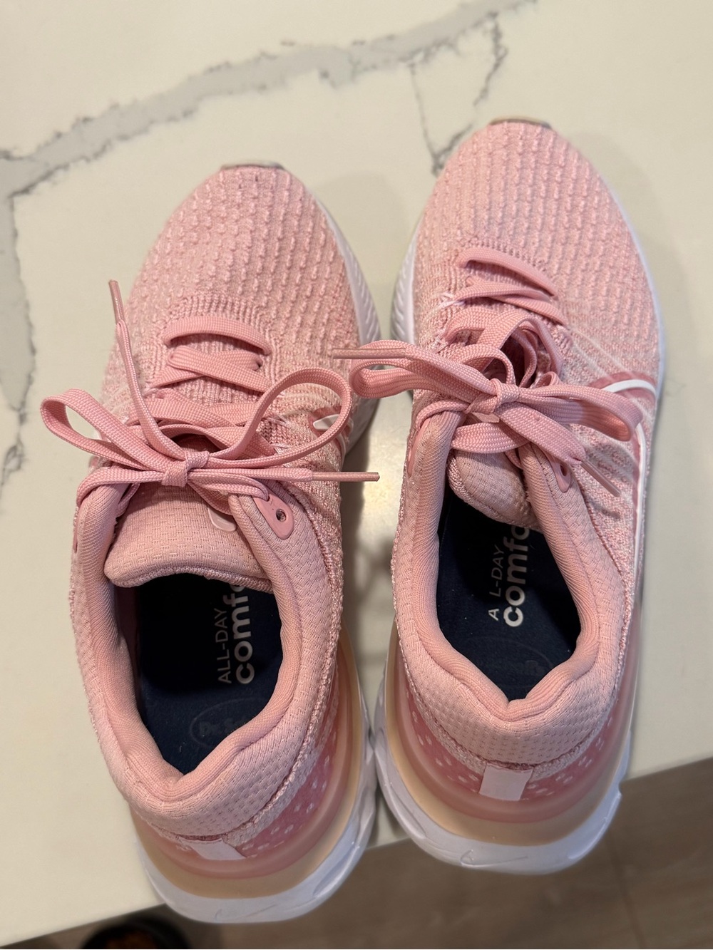 Nike Flyknit Comfort Women's Pink Knit Walking Sneakers Sz 8